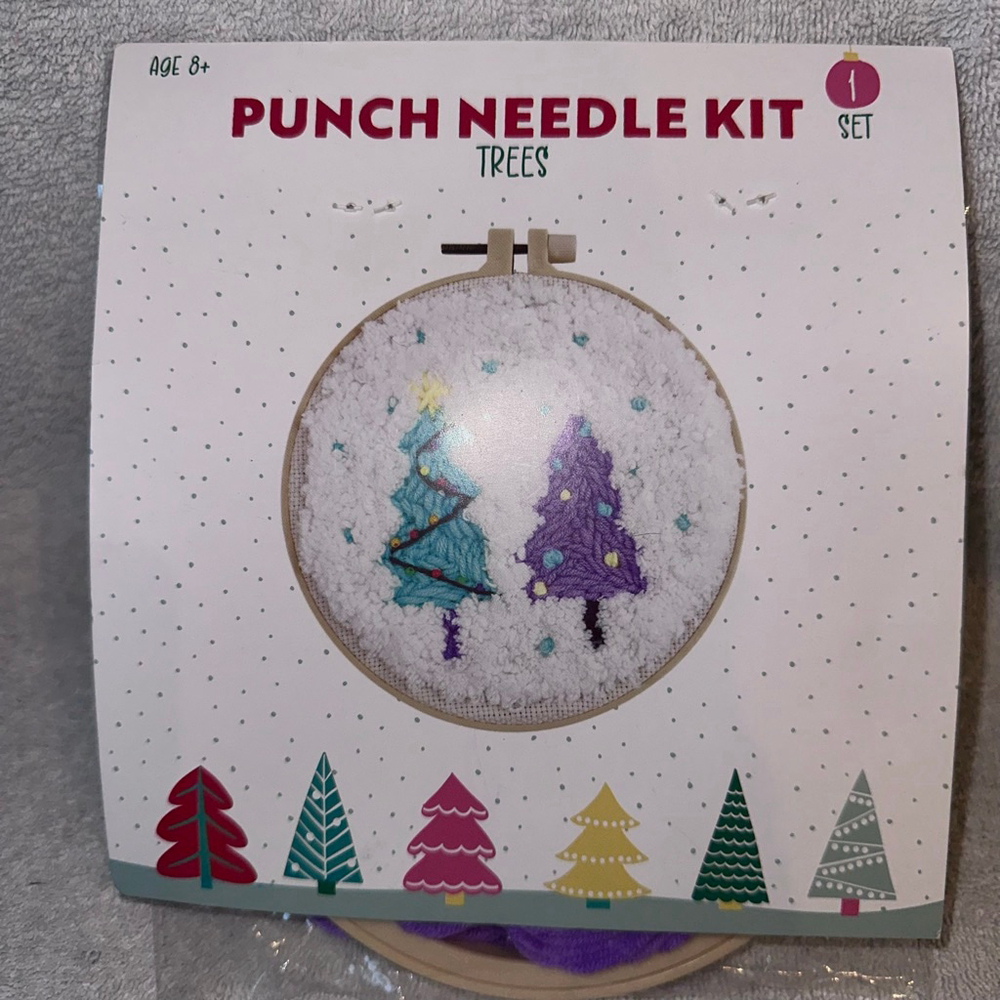 NIP Unbranded Arts & Crafts Punch Needle Kit Christmas Trees DIY Craft Kit